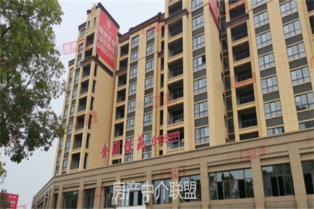 平章府五楼精装带车位储藏室3室2厅1卫127㎡88万